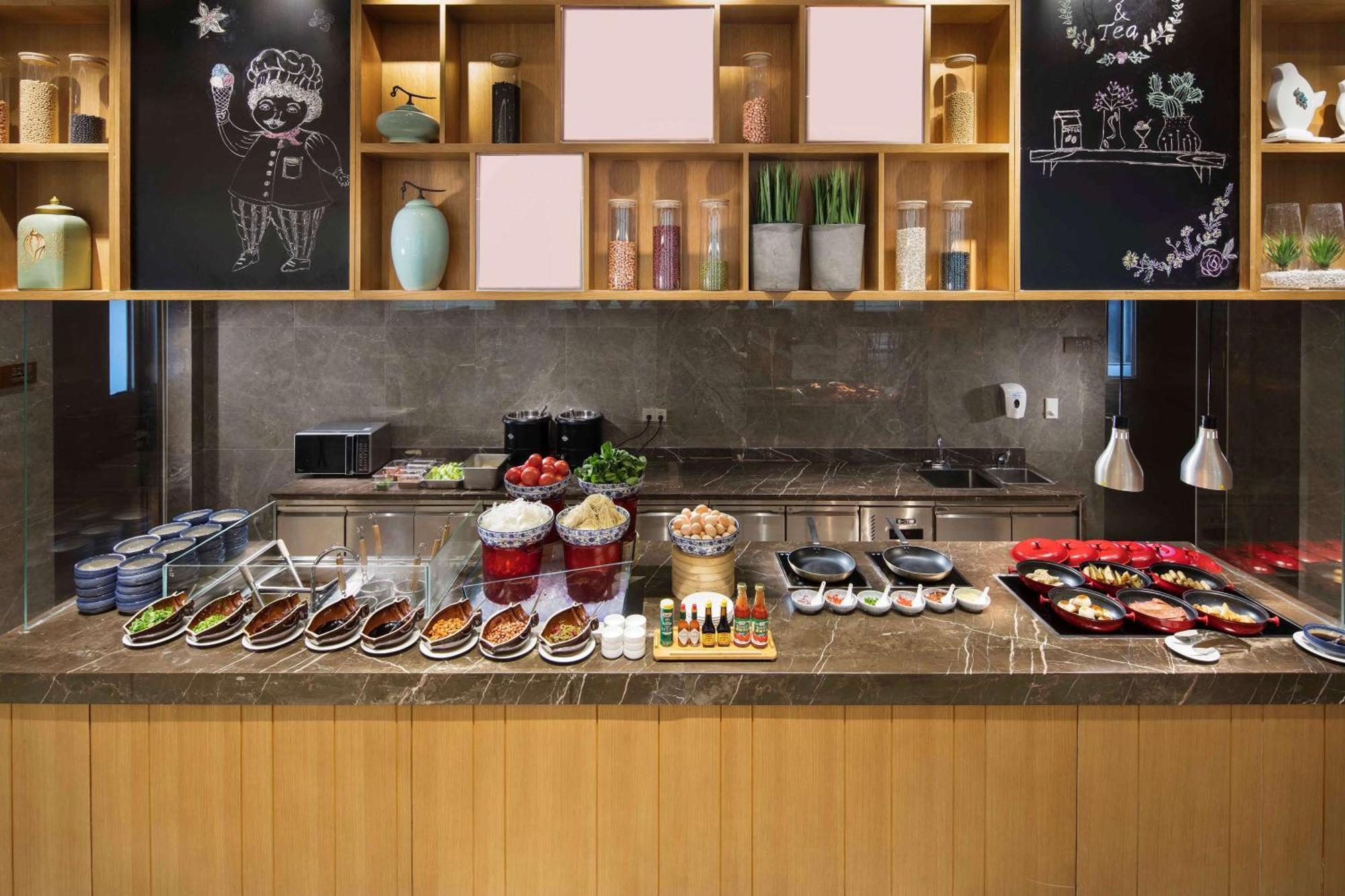 Hilton Garden Inn Shiyan Eksteriør bilde